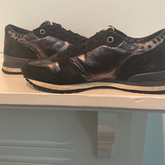 🙌Pepe Jeans London fashion sneakers. Preloved🥰 - Picture 2 of 10